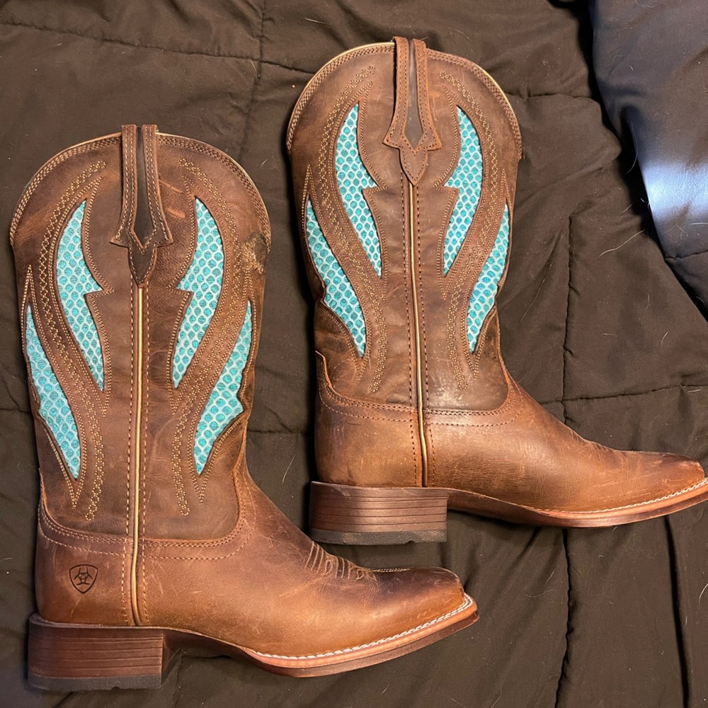 Ariat Brown and Blue Cowboy Boots with Turquoise Accents